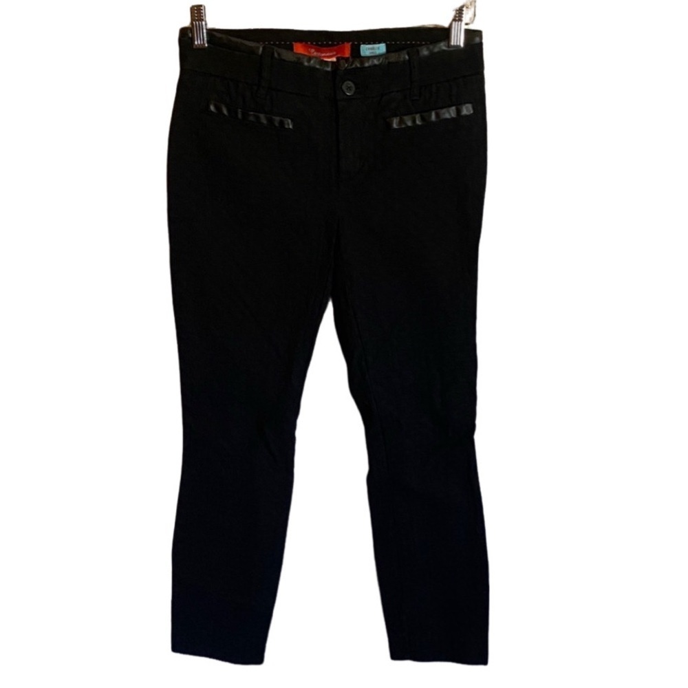 Cartonnier Black Slim Fit Pants. Size 4. Charlie Ankle.